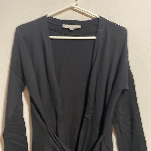 Loft open front, tie waist, v-neck tunic cardigan. Size small, black. - Picture 3 of 5